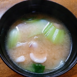 青梗菜と豚肉の味噌汁